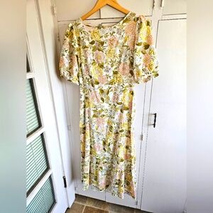 Who What Wear light pastel floral women's dress Size M